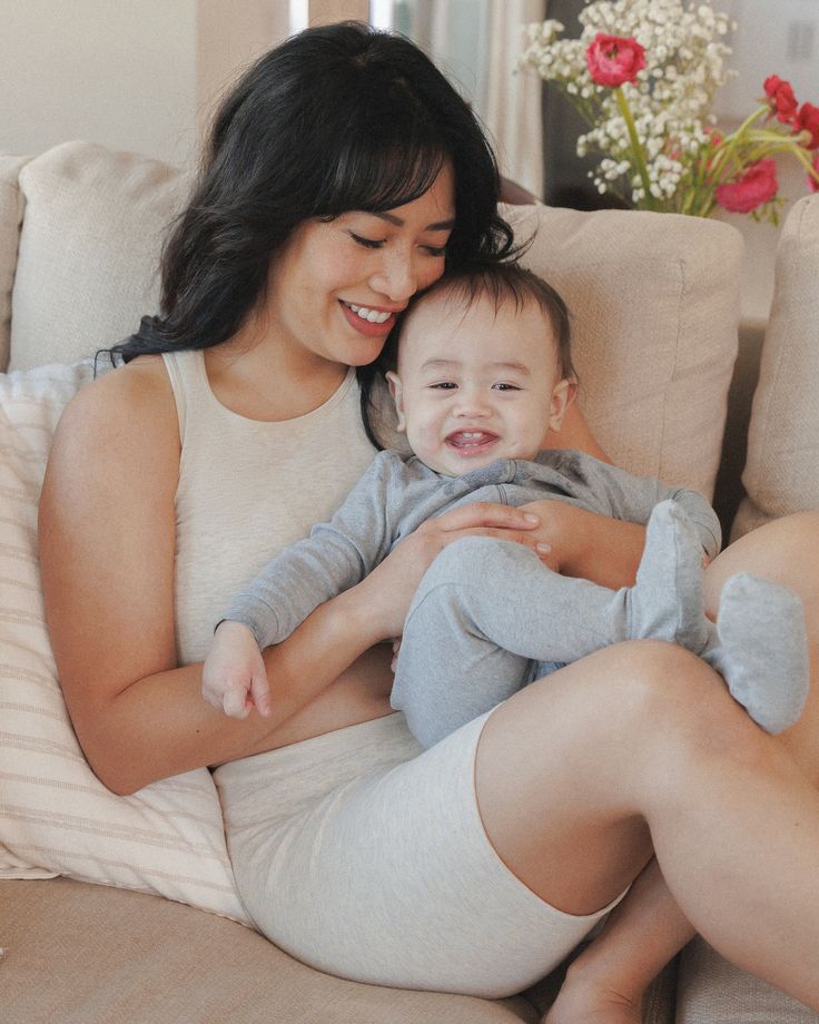 Routine Order That Works: Cleanse → Soothe → Signal → Strengthen